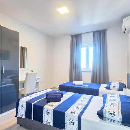 Vitta * Koromačno
